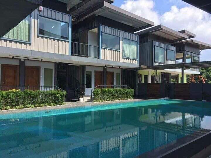 Kluang Container Swimming Pool Hotel Exterior foto