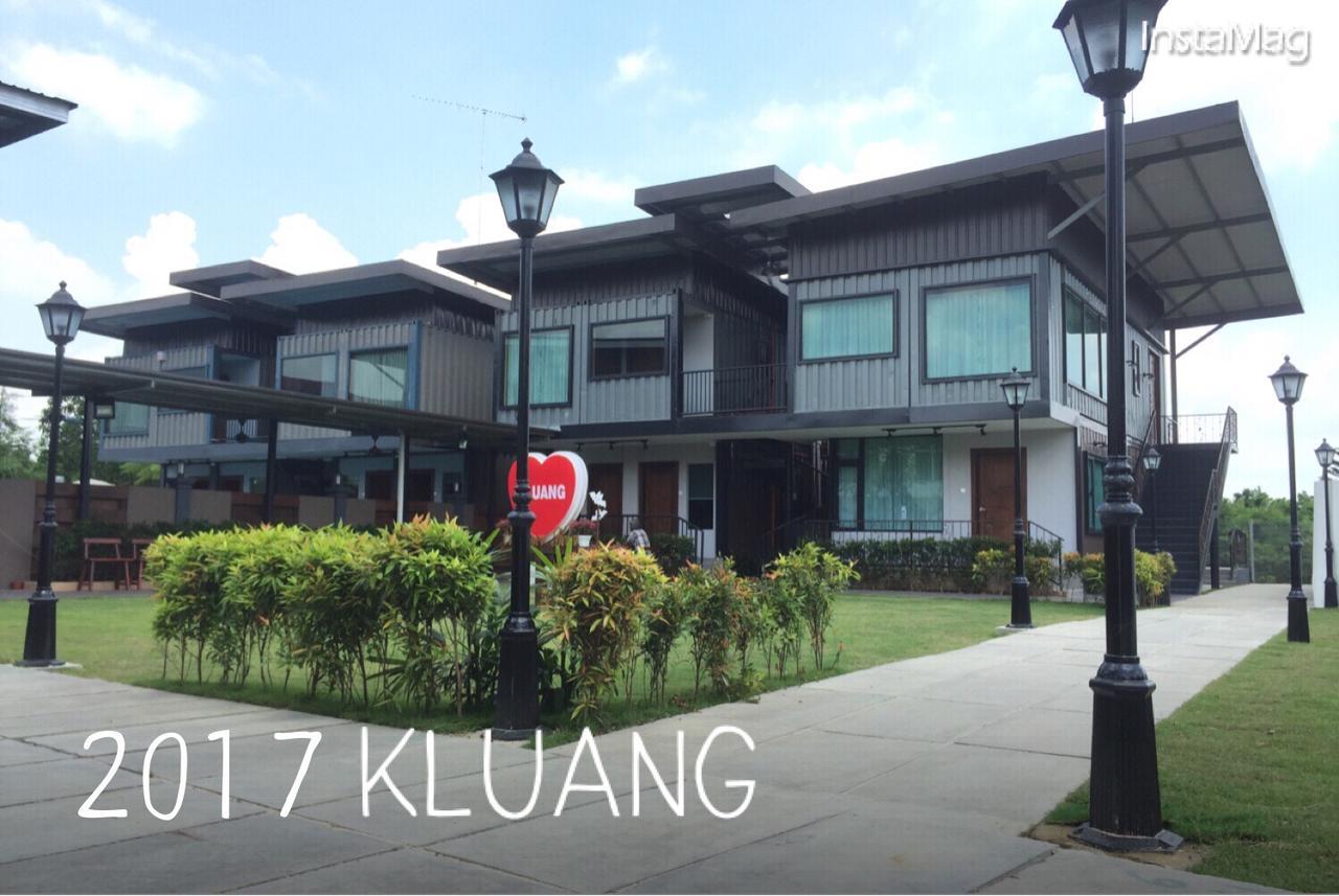 Kluang Container Swimming Pool Hotel Exterior foto